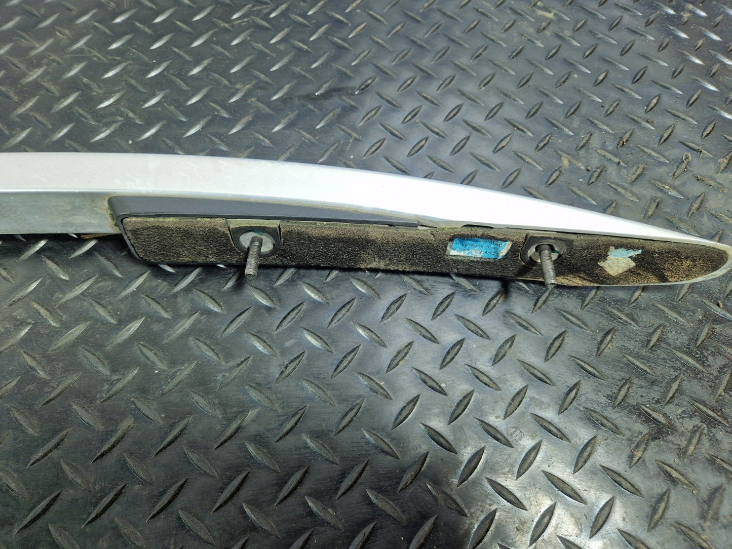 10-18 VW TOUAREG 7P GENUINE LEFT PASSENGER SIDE CHROME ROOF RAIL RACK 7P6860043B