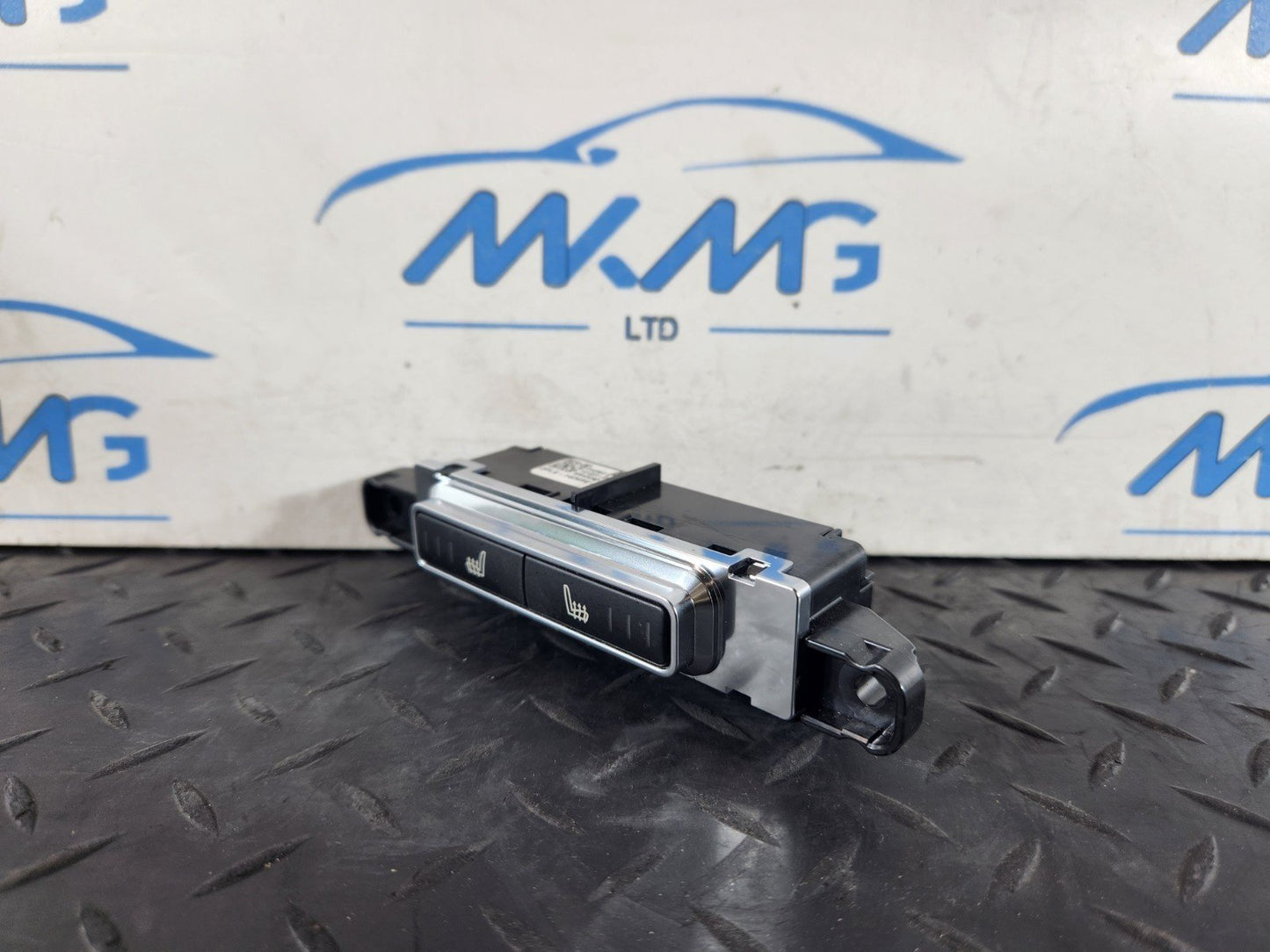 Range Rover Unknown Part Type DPLA14D694AA