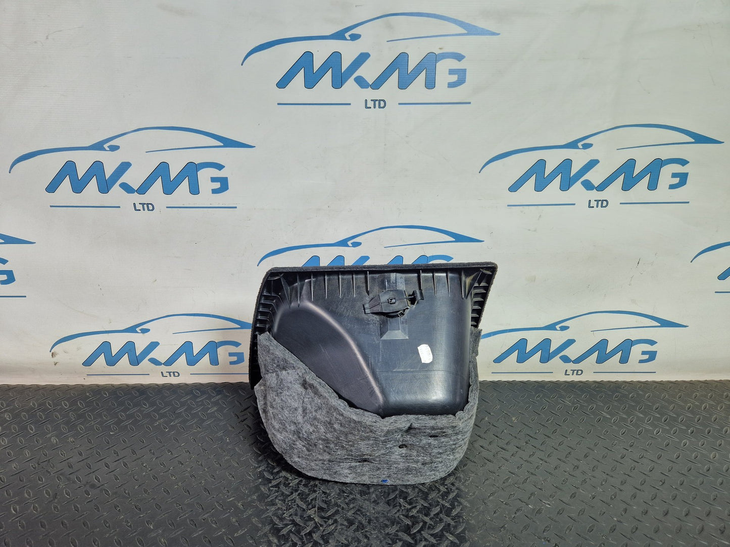 2016 Audi A6 Allroad C7 Right O/S Boot Compartment Side Panel 4G9863990