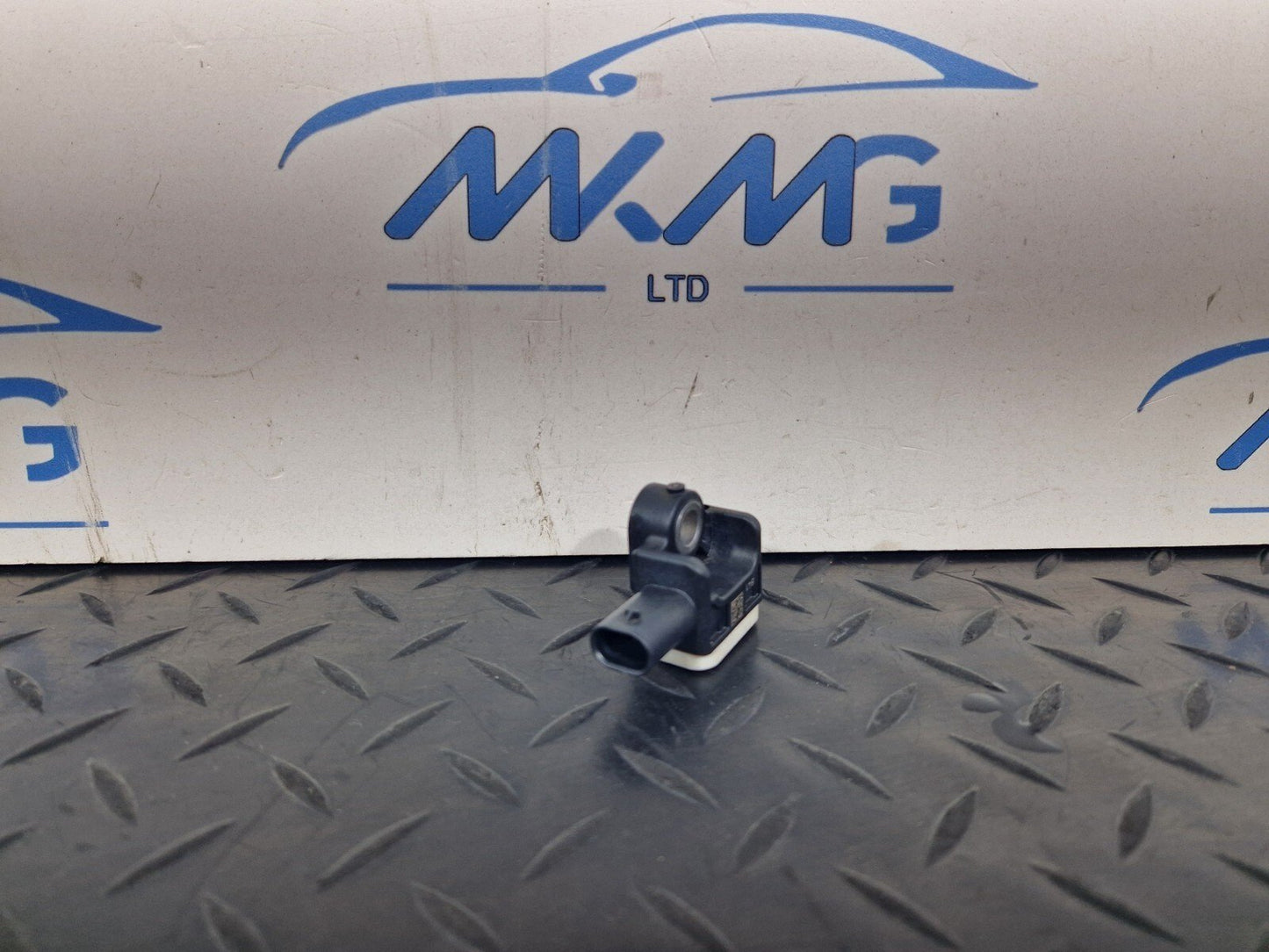 14-23 MERCEDES BENZ VITO W447 LOWER B-PILLAR AIRBAG CRASH SENSOR A4479050013