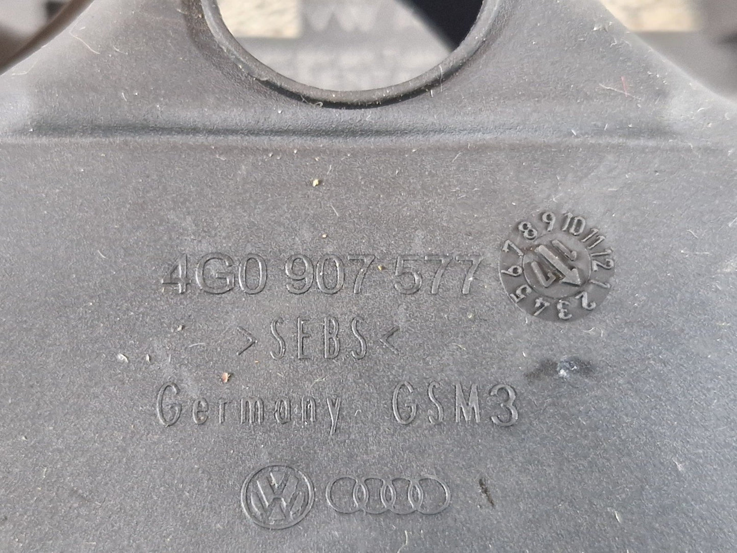 Audi Unknown Part Type 4M0959792E4M0959792C