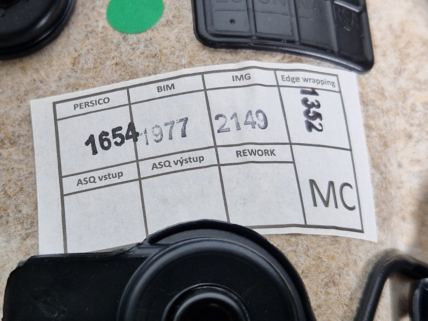14-21 MERCEDES BENZ C200d W205 REAR DRIVER SIDE DOOR CARD BLACK LEATHER