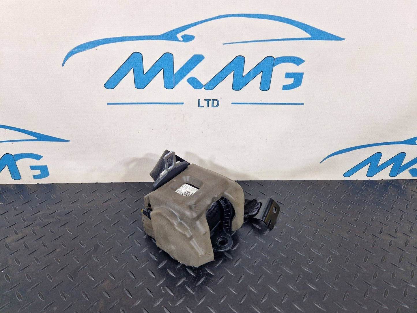 20-24 BMW 1 SERIES F40 GENUINE SEAT BELT REAR LEFT PASSENGER  SIDE 7456277