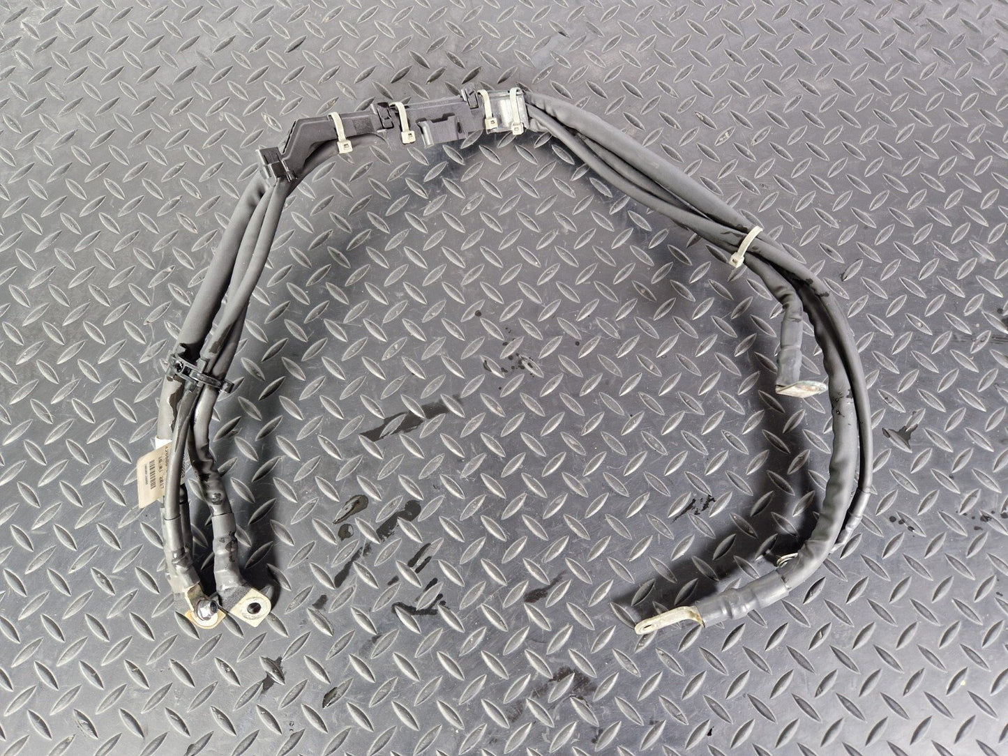 14-21 MERCEDES BENZ C220d W205 OEM BATTERY CABLE WIRING HARNESS A2054402336