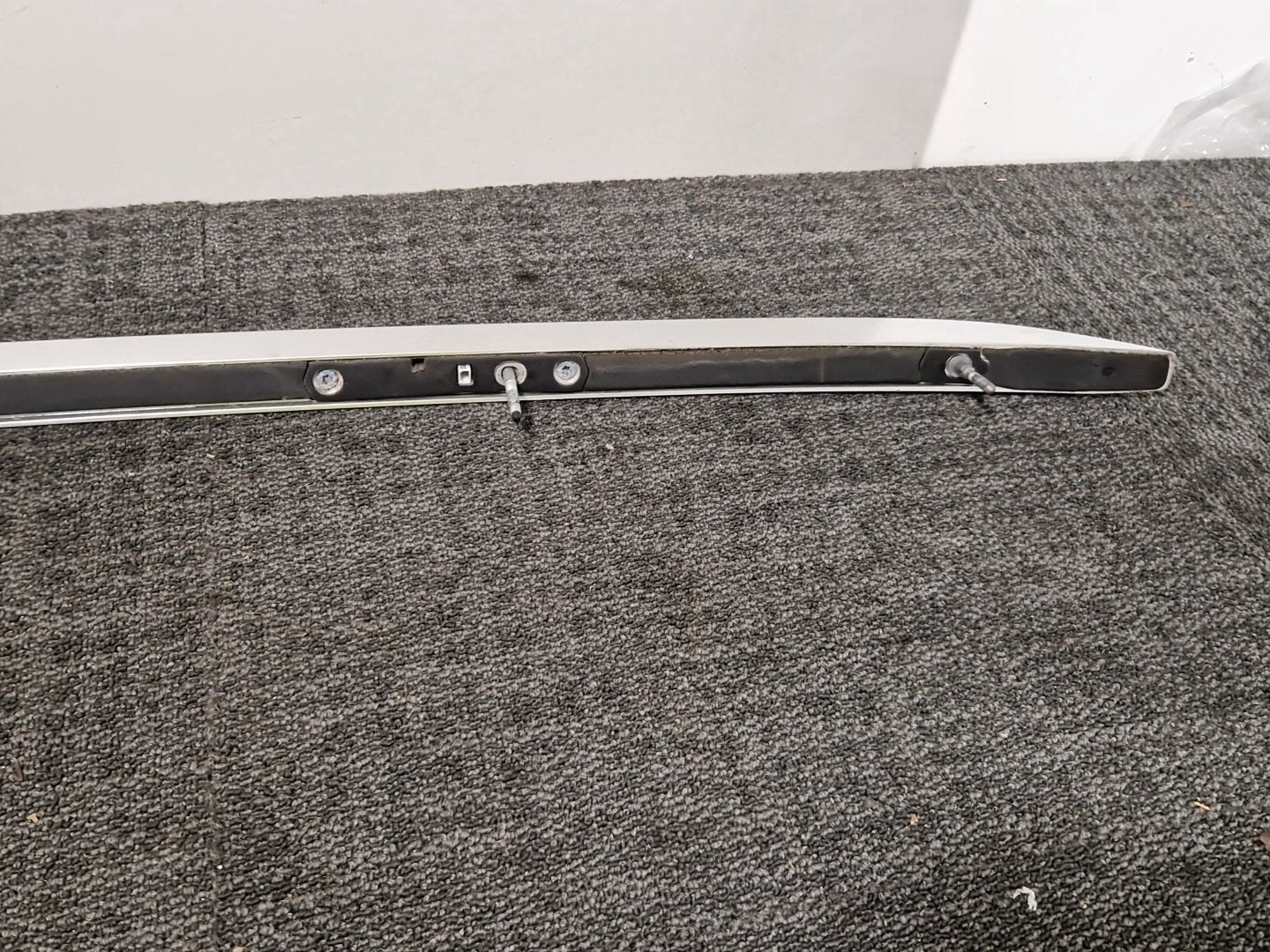Audi Q7 4M Genuine Left N/S Passenger Roof Rail 4M0860021C