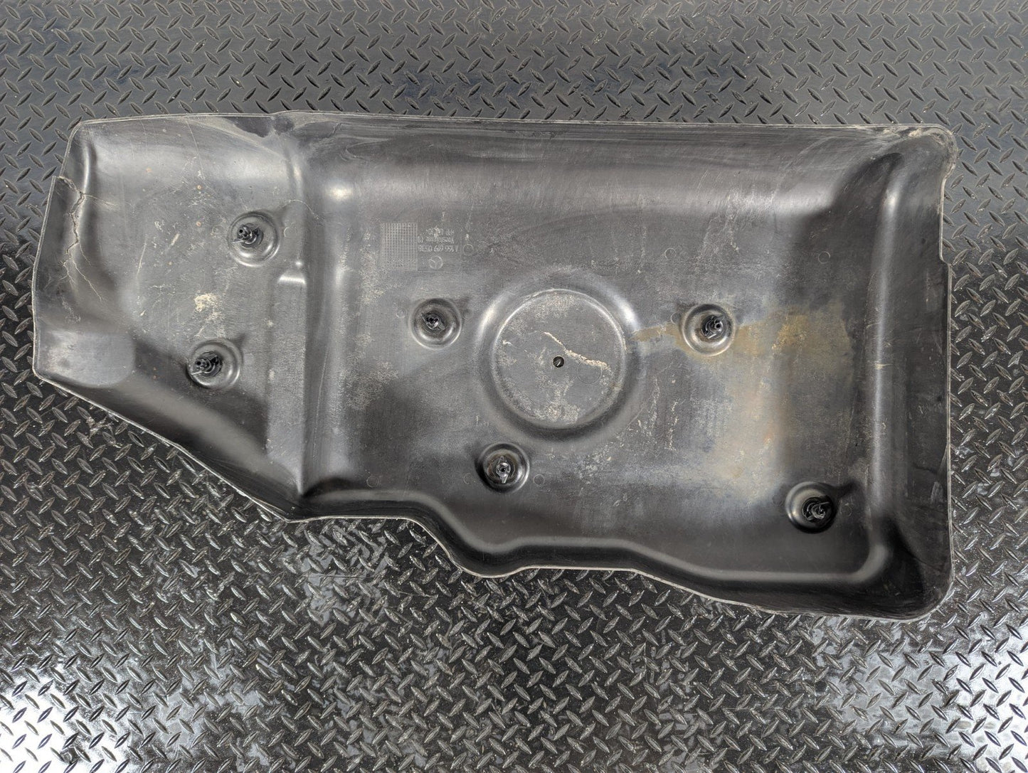 11-19 MERCEDES BENZ ML W166 ADBLUE TANK SPLASH GUAR UNDER TRAY COVER A1666190538