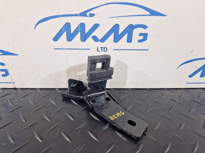 12-18 AUDI A6 C7 REAR LEFT N/S BOOT PARTITION BRACKET MOUNT 4G9863583