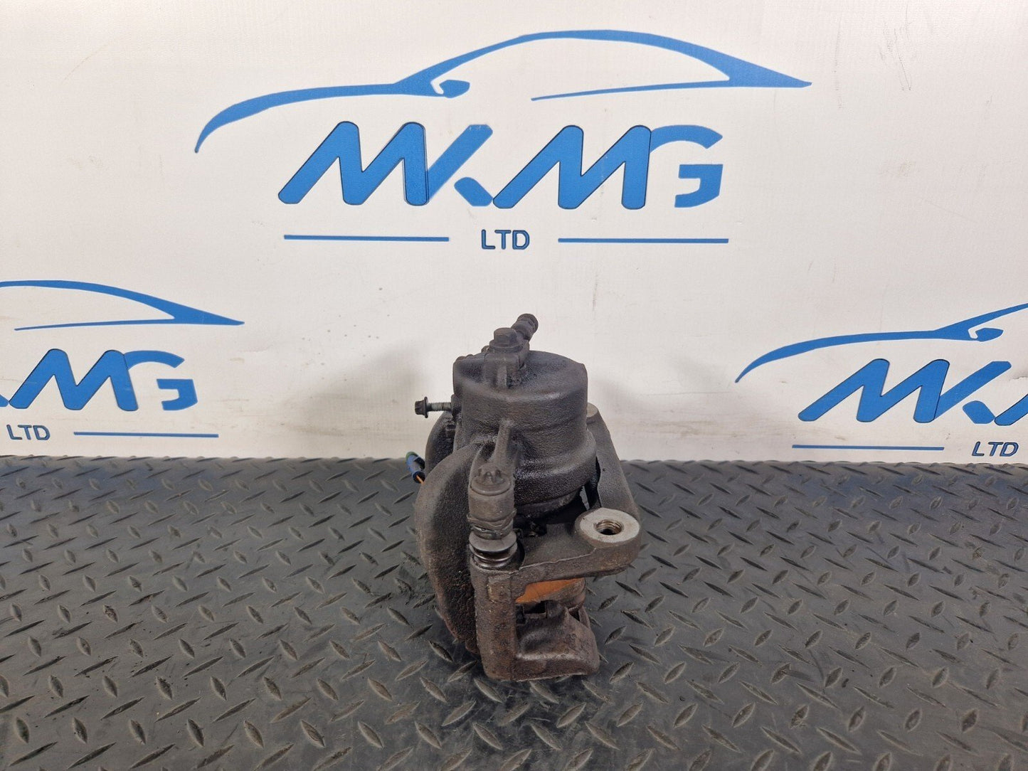 18-ON MERCEDES A CLASS W177 1.5CDI FRONT RIGHT O/S BRAKE CALIPER A1774212000