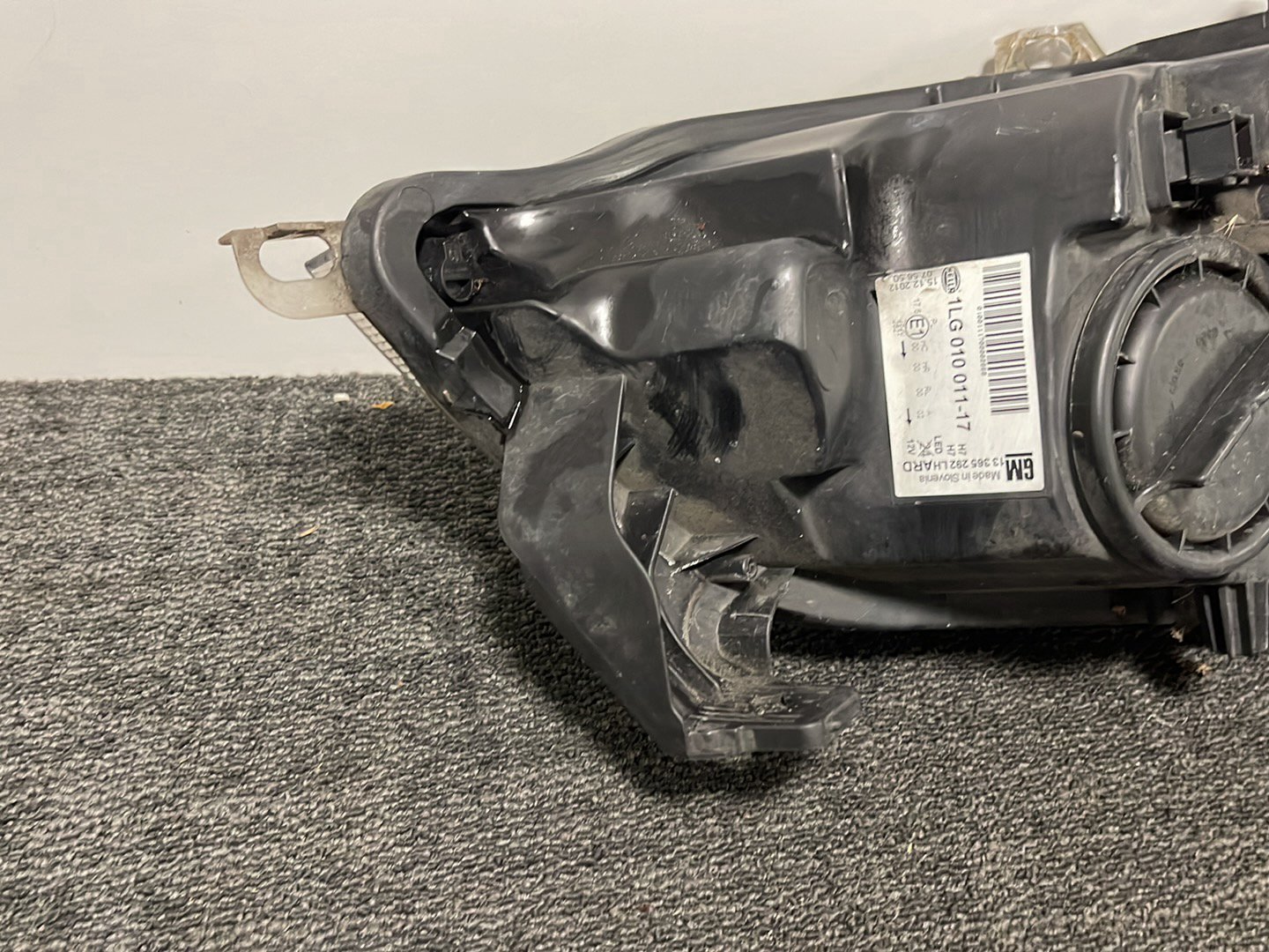 Vauxhall Astra MK6 (J) (A3400) Hatchback Front Left N/S Headlight 13365292