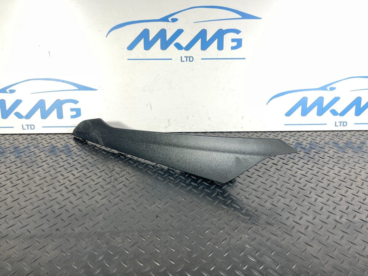 16-23 AUDI A5 F5 GENUINE LEFT PASSENGER SIDE CENTRE CONSOLE TRIM COVER 8W2863305