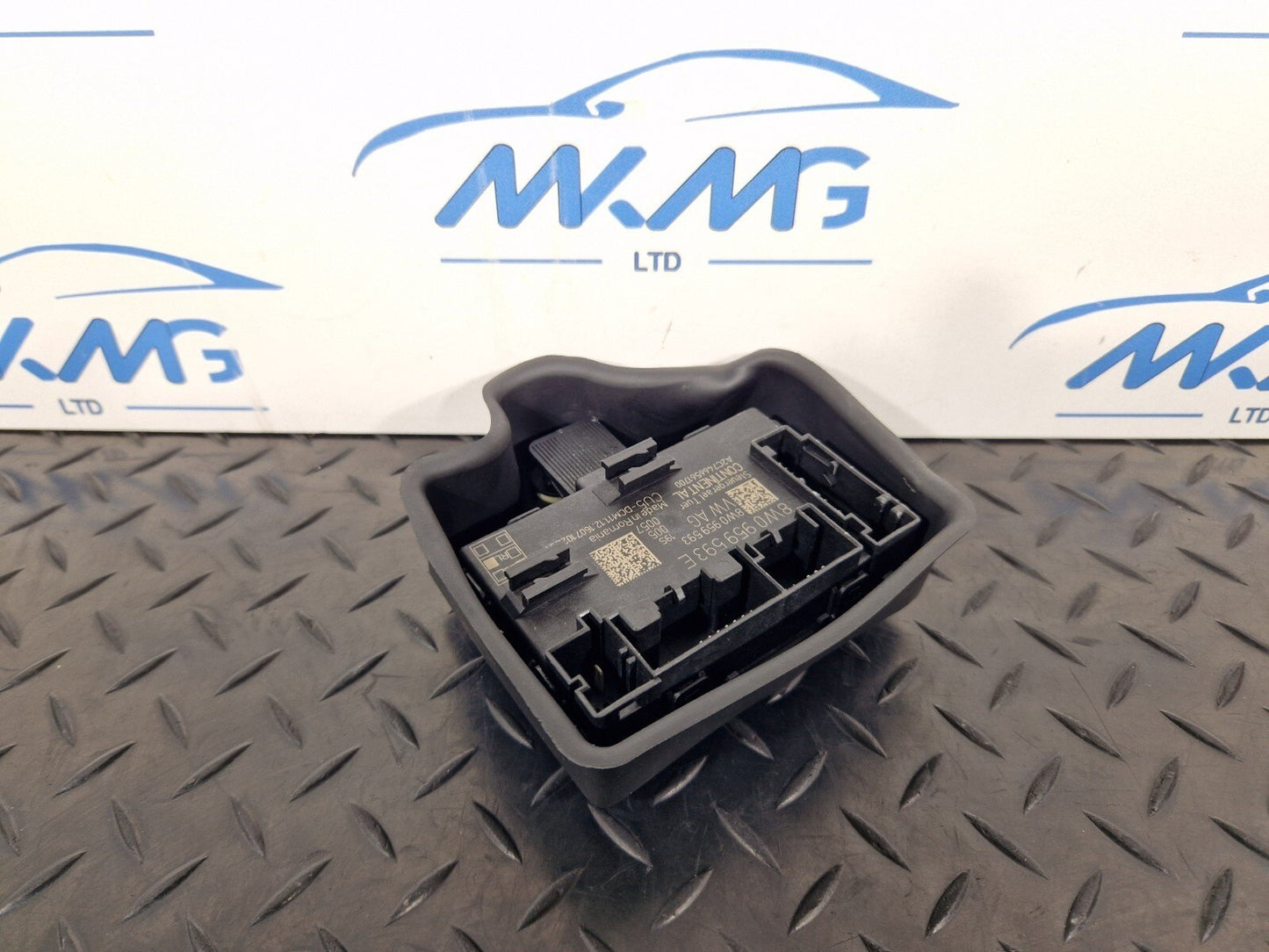 Audi Unknown Part Type 8W0959593E
