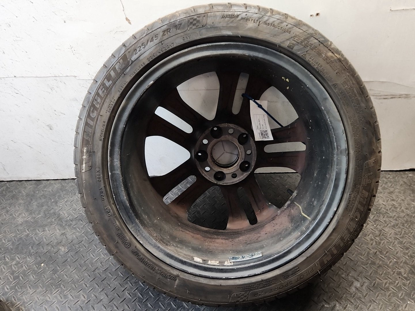 Mercedes CLC-Class W203 17" Alloy Wheel with Tyre 225/45/17 ~3mm A2034015302