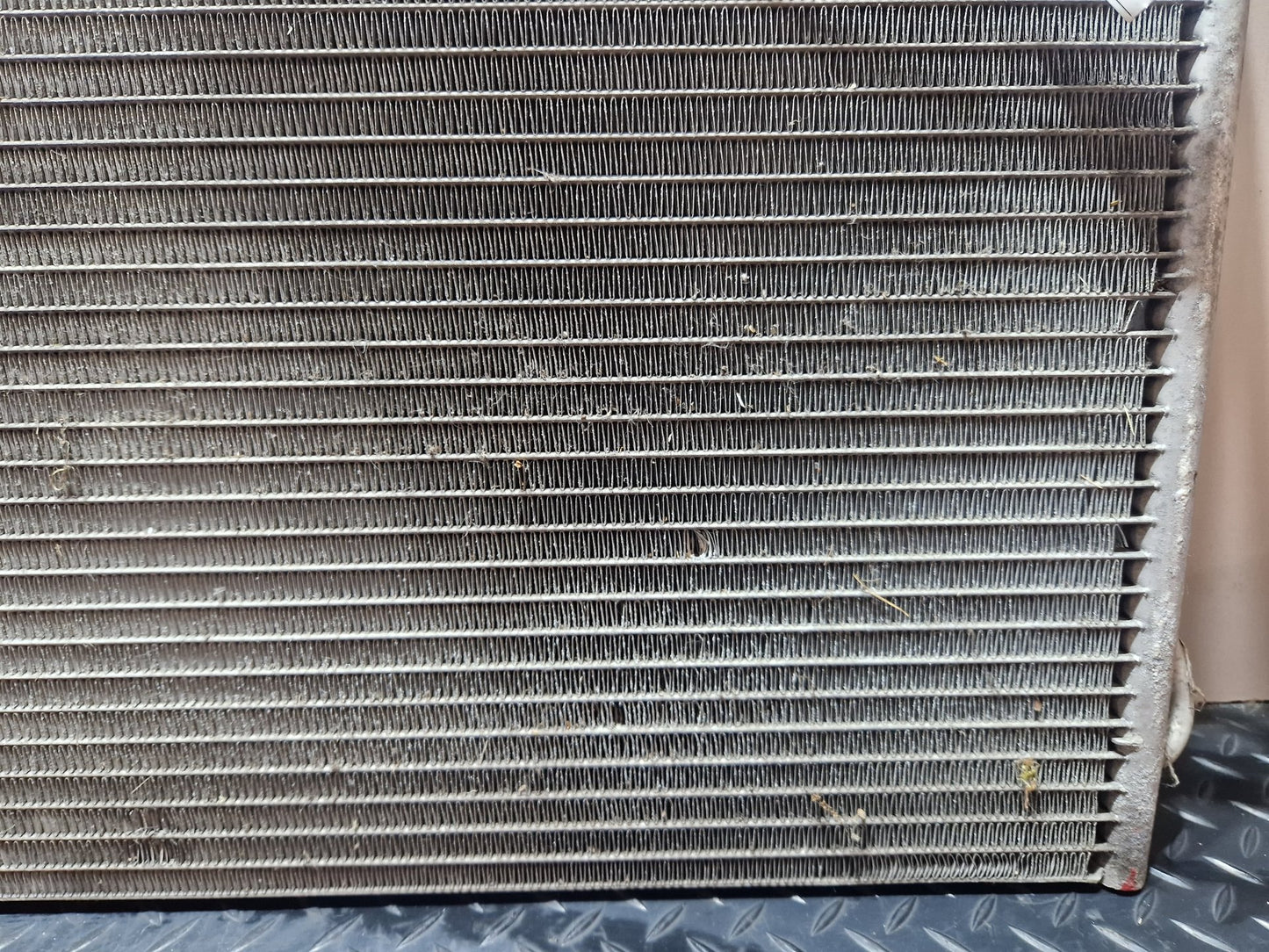 BMW 120i E87 Hatchback 2.0L Petrol Genuine A/C Condenser Radiator 6930038