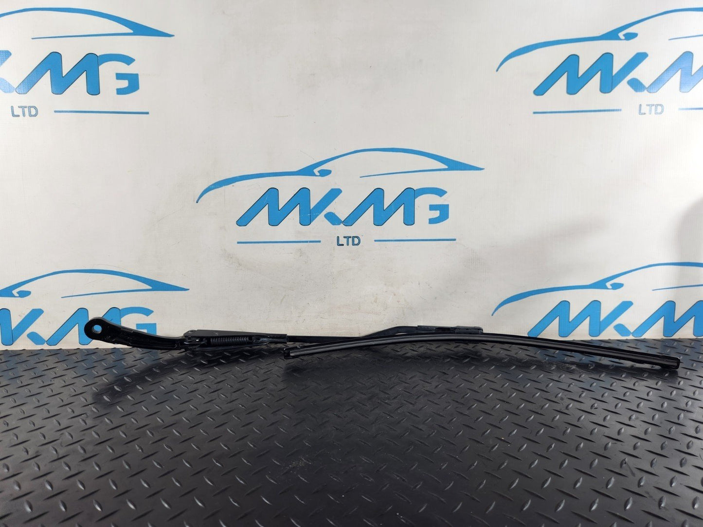 16-22 MERCEDES BENZ X253 O/S RIGHT FRONT WIPER ARM A2538203000