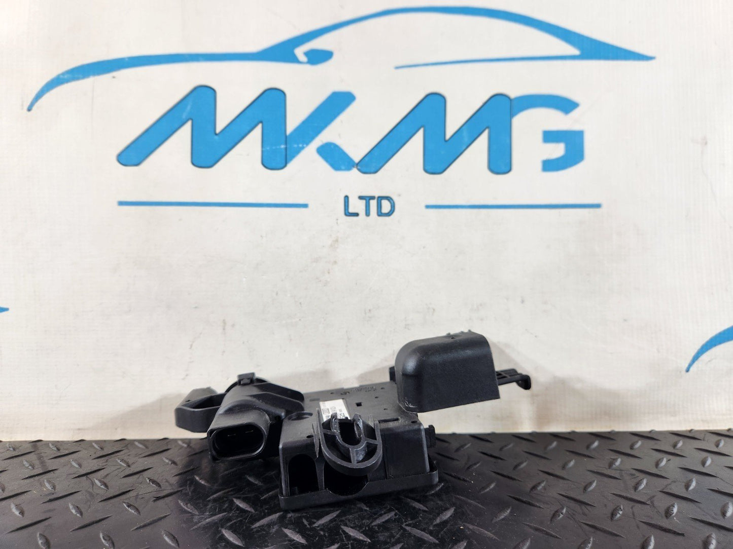 16-20 AUDI Q7 4M GENUINE OEM BATTERY JUNCTION BOX MODULE CONTROL 4M0941823A