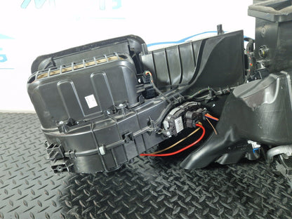 18-ON MERCEDES A CLASS W177 GENUINE OEM HEATER MATRIX HOUSING A2478309202