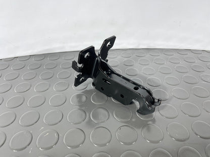 16-19 AUDI A4 B9 SALOON GENUINE REAR CENTRE SEAT BRACKET 8W0886177A