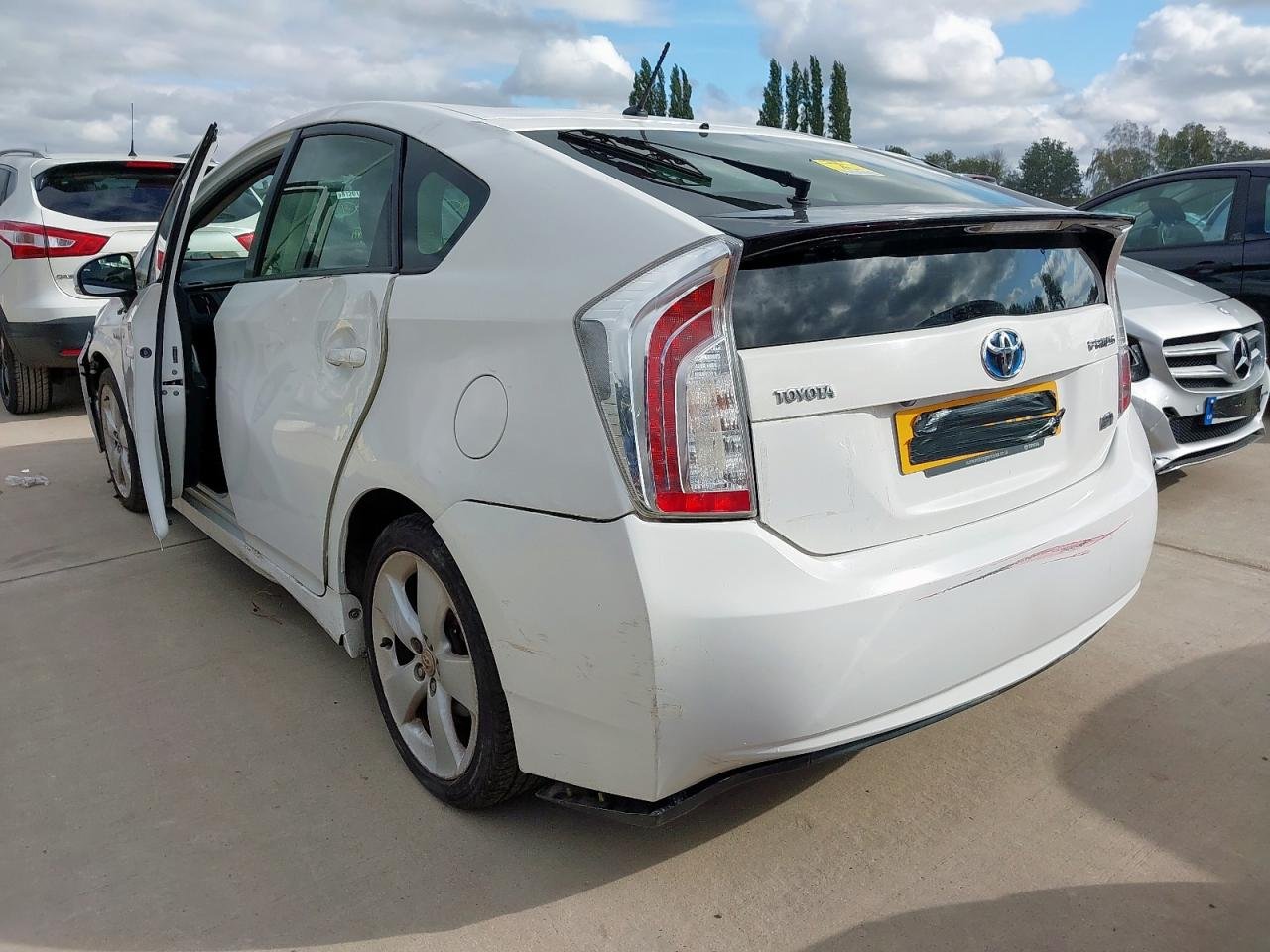 2013 Toyota Prius MK3 (ZVW30)
