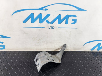 19-ON MERCEDES BENZ B CLASS W247 FRONT RIGHT FENDER FRONT BRACKET A2478810400