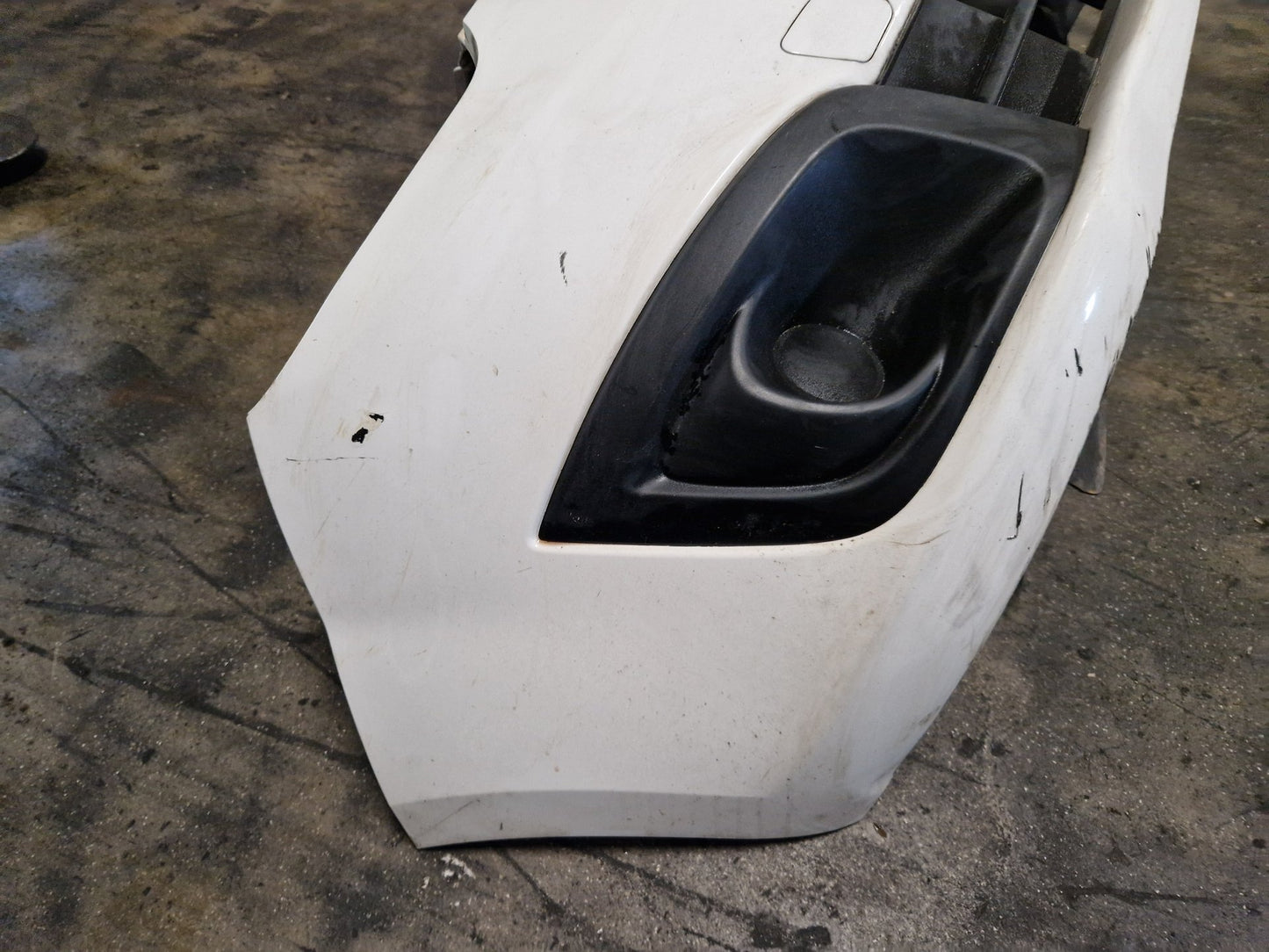 Vauxhall Combo MK3 (D) (61VO) Cargo Van Complete Front Bumper in White 5PU