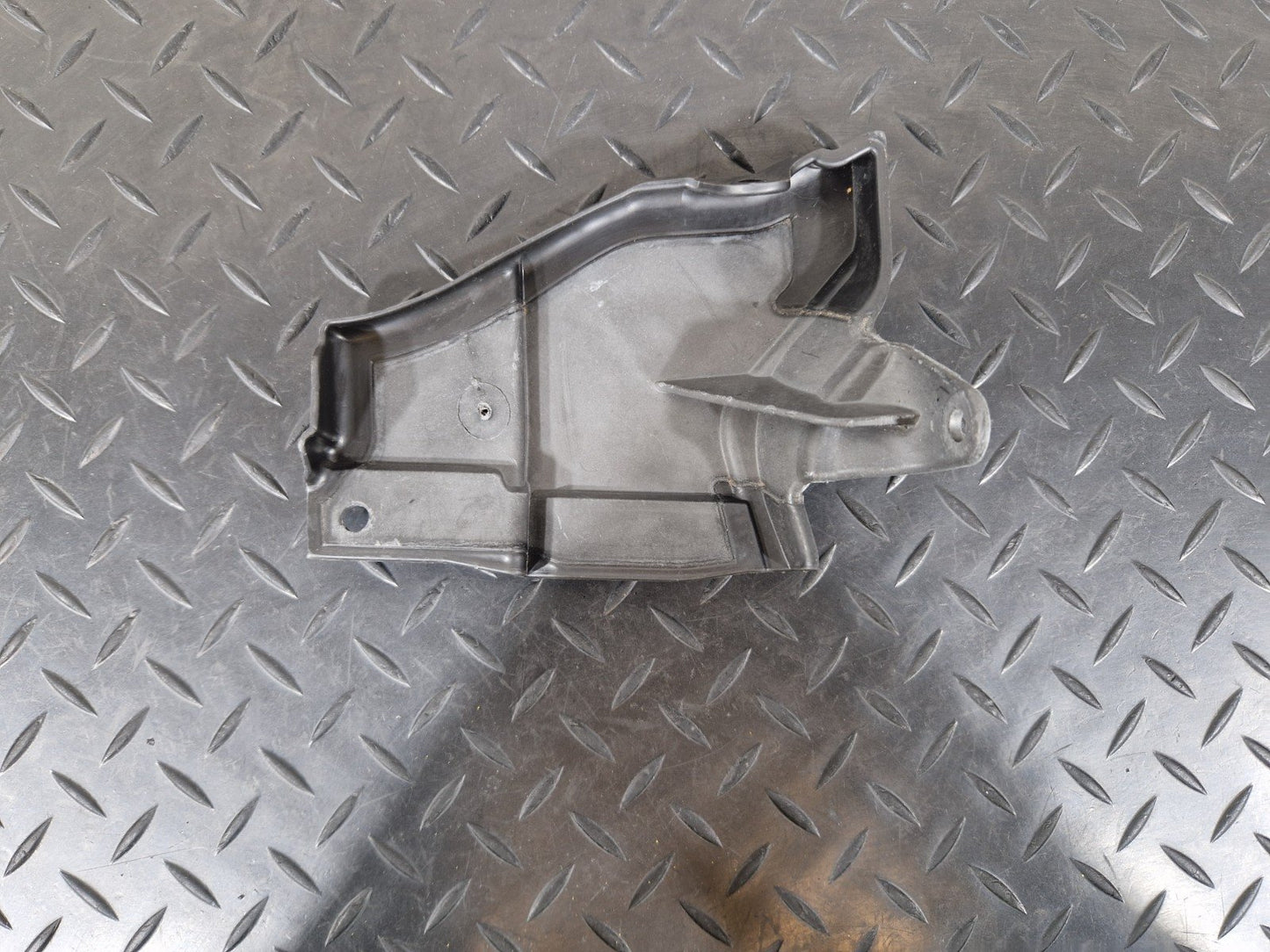 10-13 BMW X5 E70 LCI GENUINE OEM ENGINE BAY LEFT N/S PARTITION PANEL 7171791