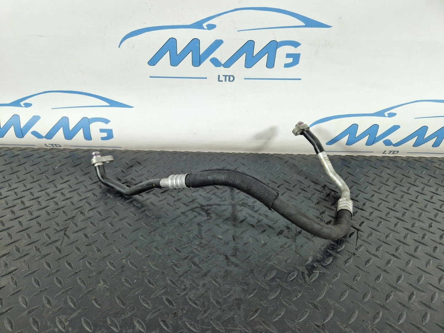 10-17 AUDI A8 4H A/C AIR CONDITIONING PIPE HOSE LINE 4H0260701M