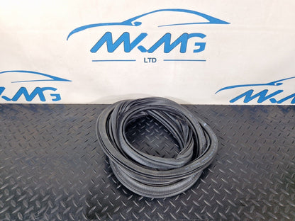 16-19 AUDI A4 B9 REAR LEFT OR RIGHT DOOR RUBBER SEAL 8W5833721