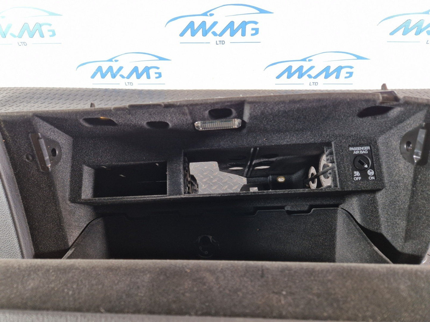 16-20 AUDI Q7 4M GENUINE GLOVE BOX STORAGE COMPARTMENT 4M2857035