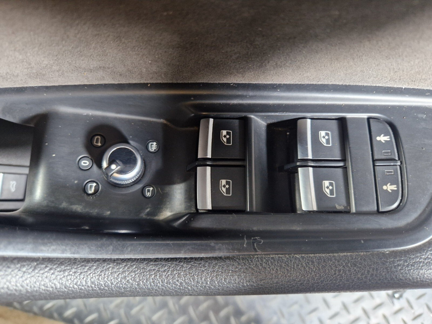 16-23 AUDI A5 F5 SPORTBACK S-LINE FRONT O/S DOOR CARD PANEL 8W8867134