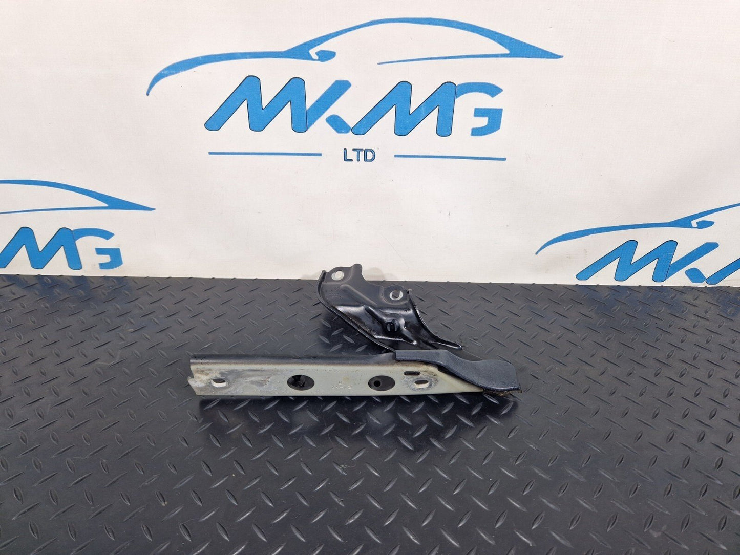 10-18 AUDI A7 4G S-LINE GENUINE BOONET HOOD HINGE 4G8823331D