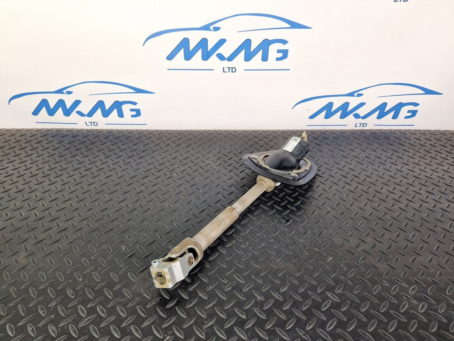 18-ON MERCEDES BENZ SPRINTER W907 W910 STEERING COLUMN SHAFT JOINT BEARING