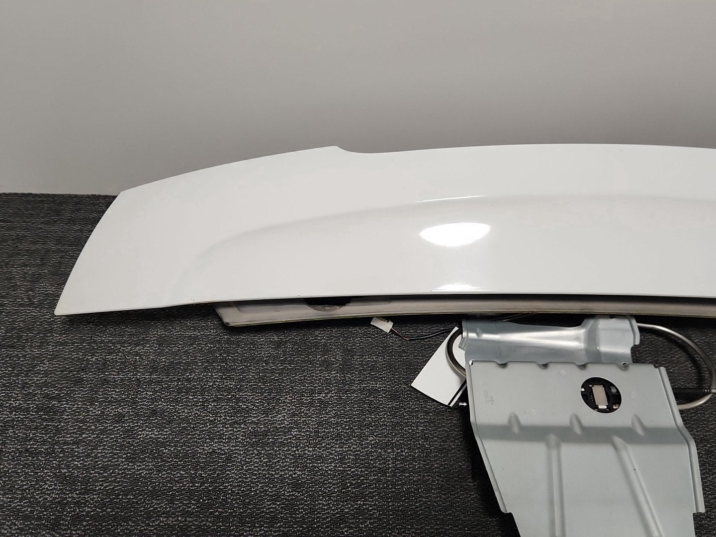 Peugeot RCZ MK1 (Ph1) (T75) Coupe Genuine Rear Spoiler in Opal White Paint