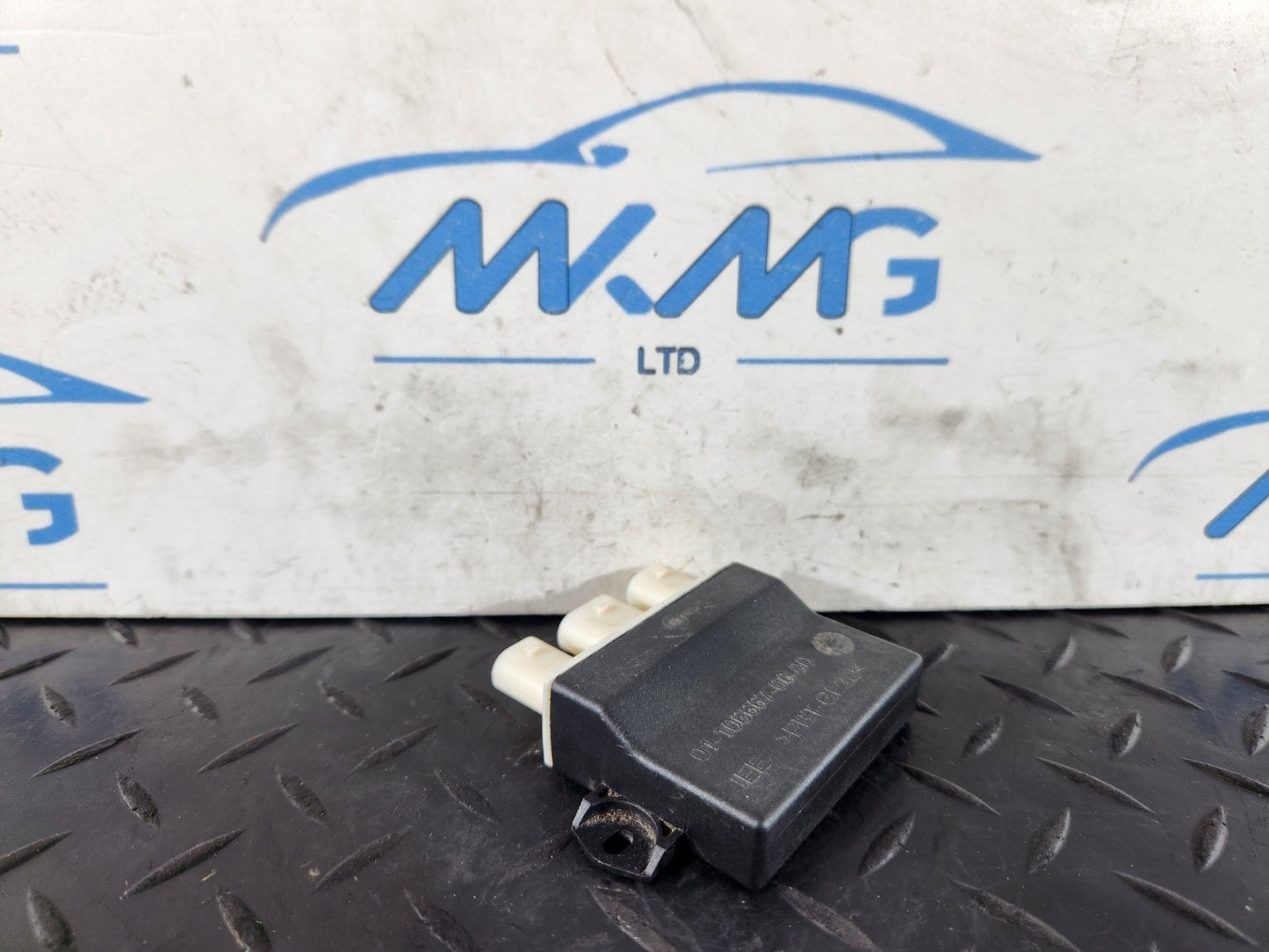19-ON MERCEDES BENZ B CLASS W247 TAILGATE CONTROL UNIT MODULE ECU A1679050200