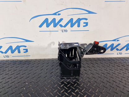 16-19 MERCEDES BENZ GLE W166 BATTERY MOUNT SUPPORT BRACKET & RELAY A1665401240