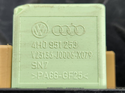 Volkswagen Golf MK6 - 5K Hatchback Genuine 4 Pin Relay 4H0951253A