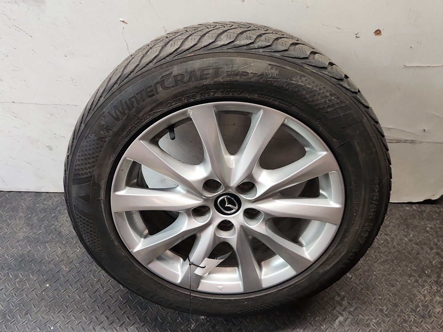 Mazda 6 MK3 (GJ) 17" Alloy Wheel with Tyre 225/55/17 ~5mm