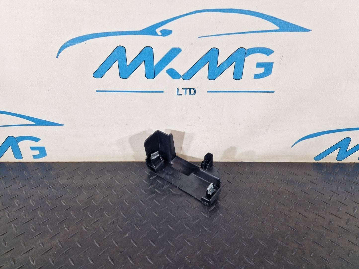 14-19 LAND ROVER L550 DISCOVERY SPORT RIGHT INTERIOR TRIM PANEL IN BLACK 2456366