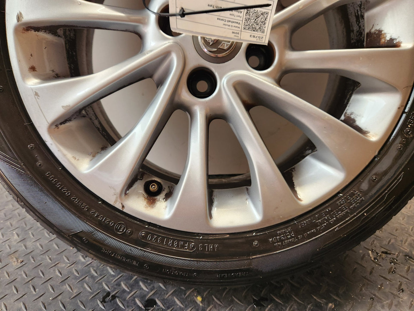 Vauxhall Corsa MK4 (E) (4500) 16" Alloy Wheel with Tyre 195/55/16 ~5mm