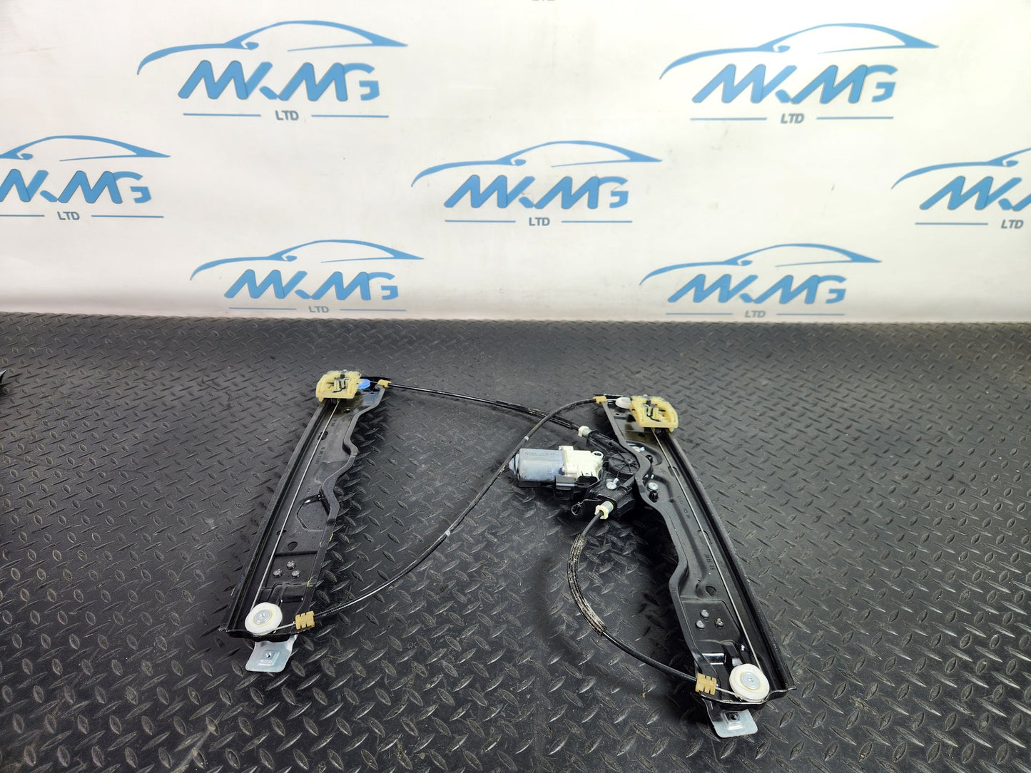 Land Rover Range Rover Evoque SUV Front Right Window Regulator K8D223200AC