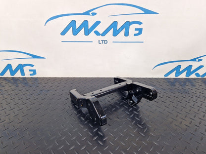 10-18 AUDI A7 4G S-LINE OEM STEERING COLUMN MOUNTING BRACKET 8K2419250