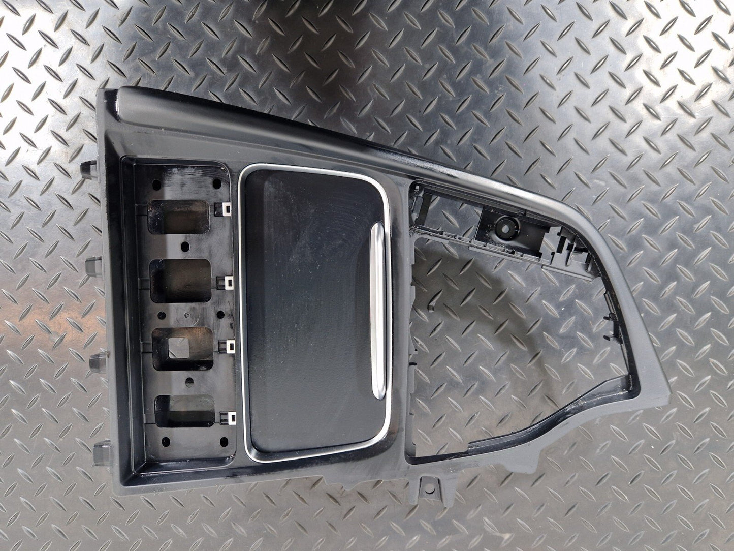 12-18 BMW 3 SERIES F30 F31 CENTRE CONSOLE CUP HOLDER 5495994