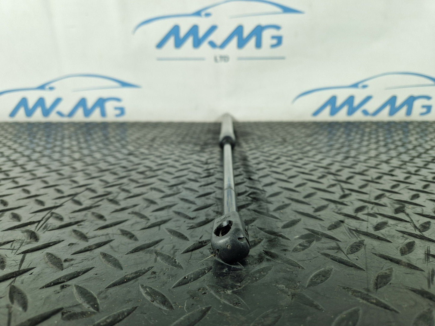 14-23 MERCEDES VITO W447 GENUINE OEM TAILGATE BOOT HATCH GAS STRUT A4479800264