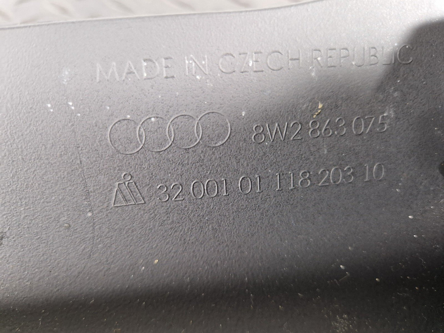 17-24 AUDI S5 F5 COUPE FRONT DRIVER SIDE DASHBOARD LOWER COVER TRIM 8W2863075