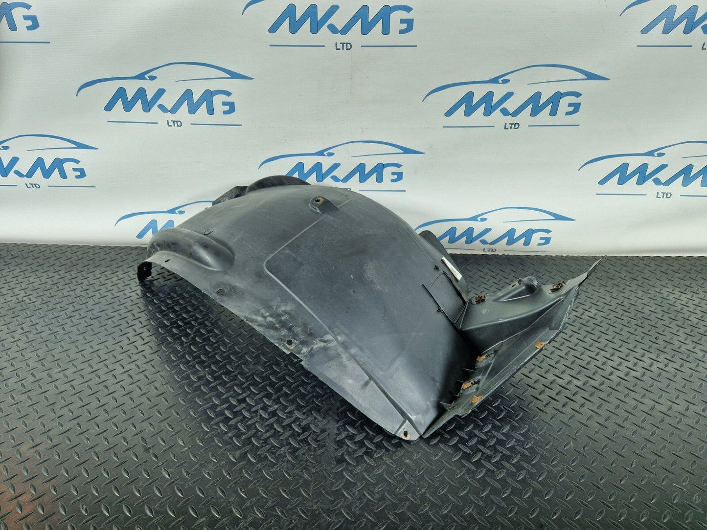 10-13 BMW X5 E70 LCI OFFSIDE FRONT RIGHT WHEEL ARCH LINER 7234832
