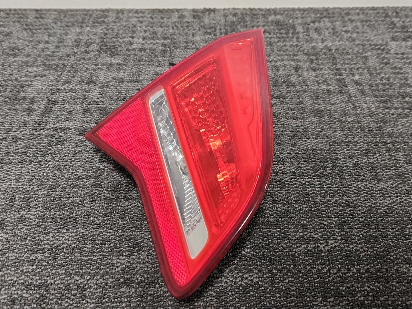 2011 Vauxhall Meriva MK2 (B) (4470) Genuine Rear Left N/S Inner Tail Light