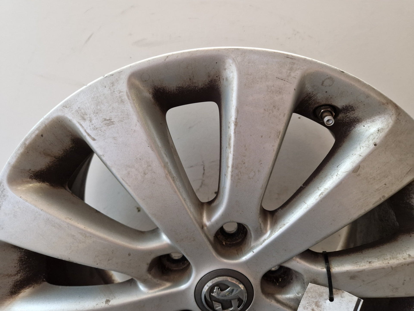 Vauxhall Zafira MK3 (C) (A3470) MPV Genuine 17" 10 Spoke Alloy Wheel