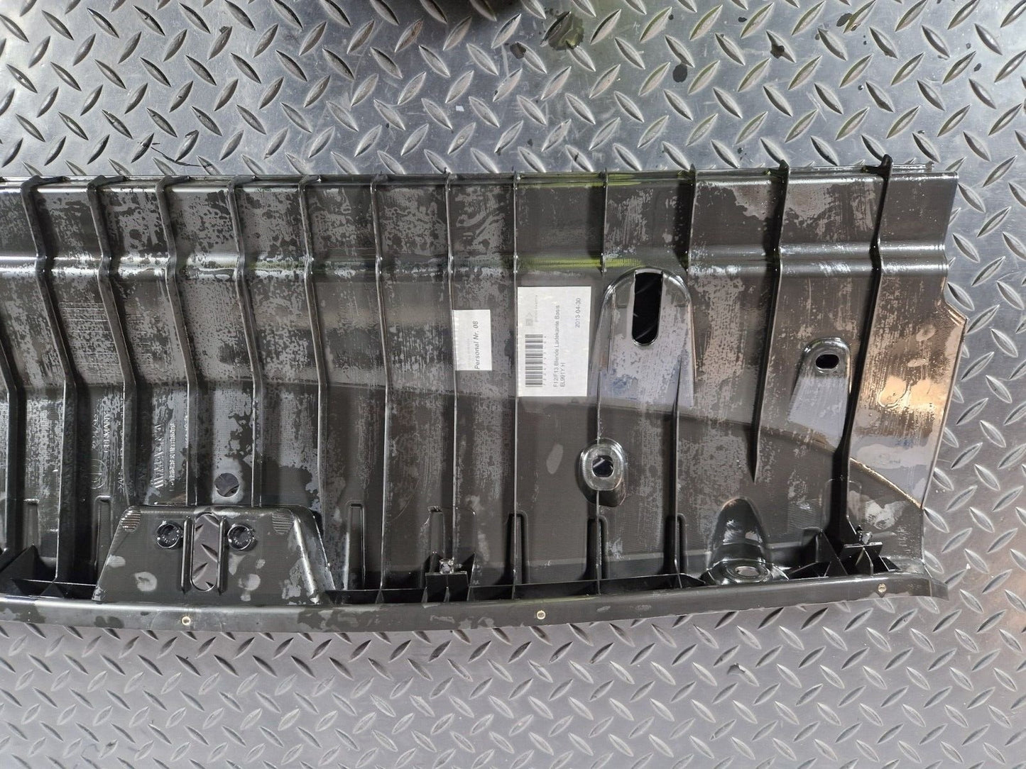 11-18 BMW 6 SERIES F06 BOOT TRUNK PANEL LOCK TRIM LOADING EDGE TRIM 7224793