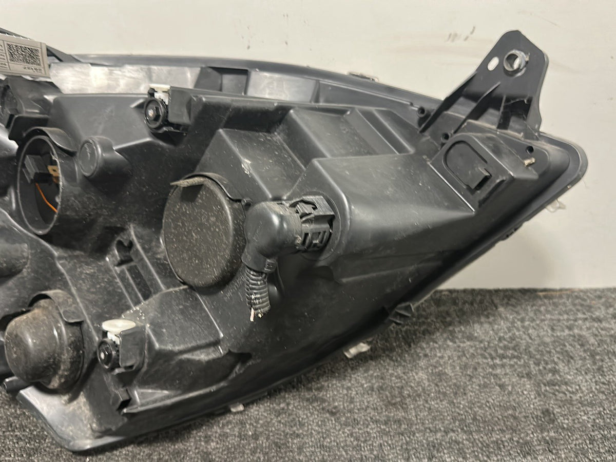 Iveco Daily MK5 Cab & Chassis Front Left N/S Passenger Headlight 5801375414