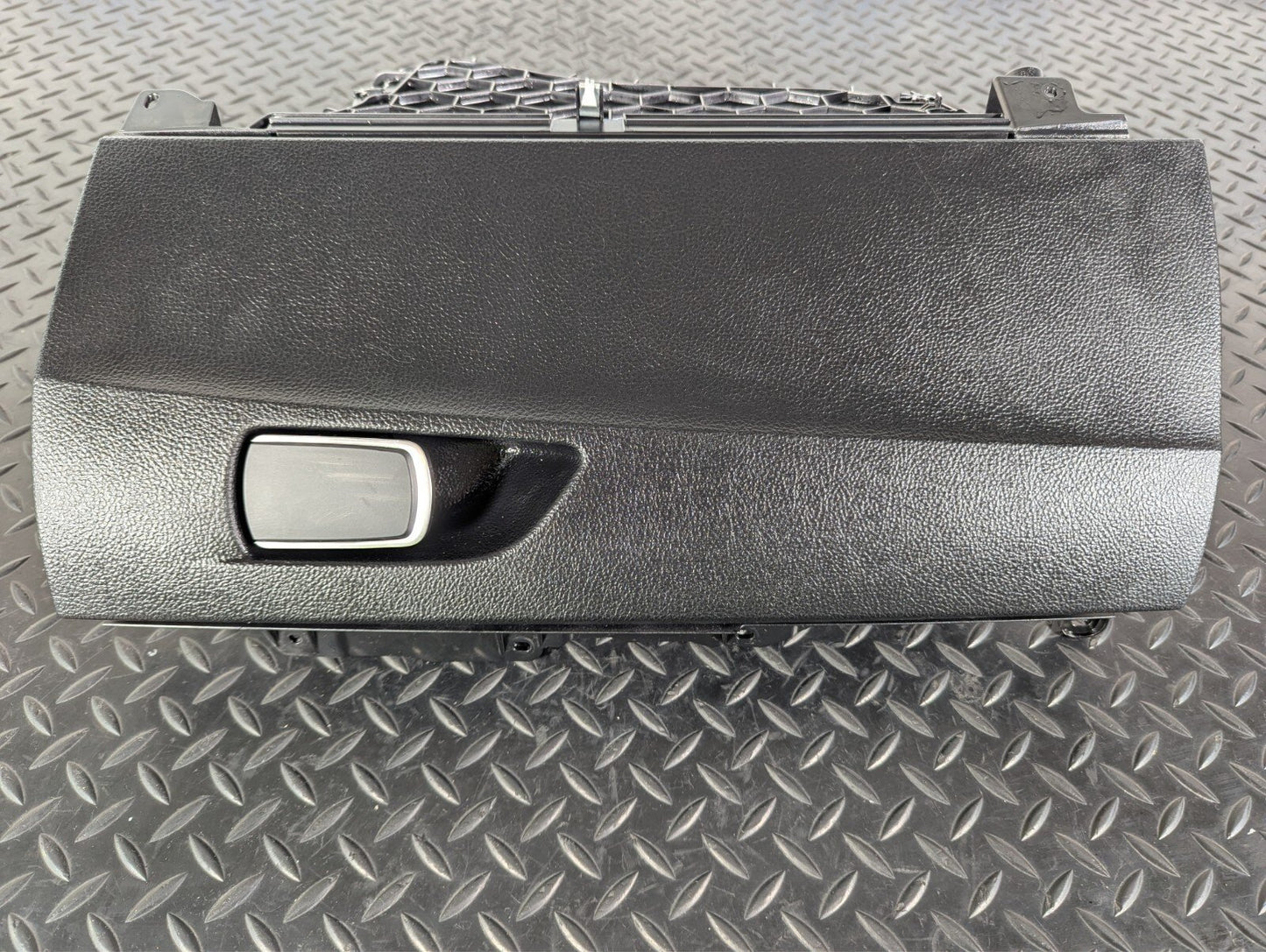BMW 2 SERIES F22 M SPORT GENUINE DASHBOARD GLOVEBOX STORAGE COMPARTMENT 9227250