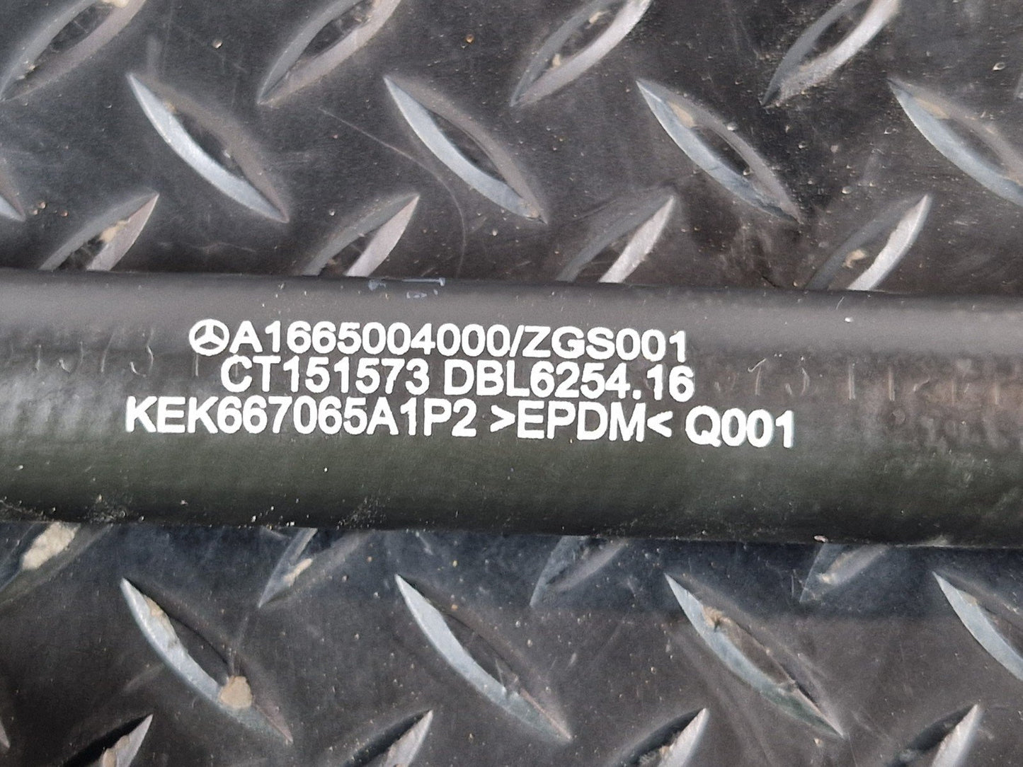 16-19 MERCEDES BENZ GLE W166 COOLING HOSE PIPE A1665004000